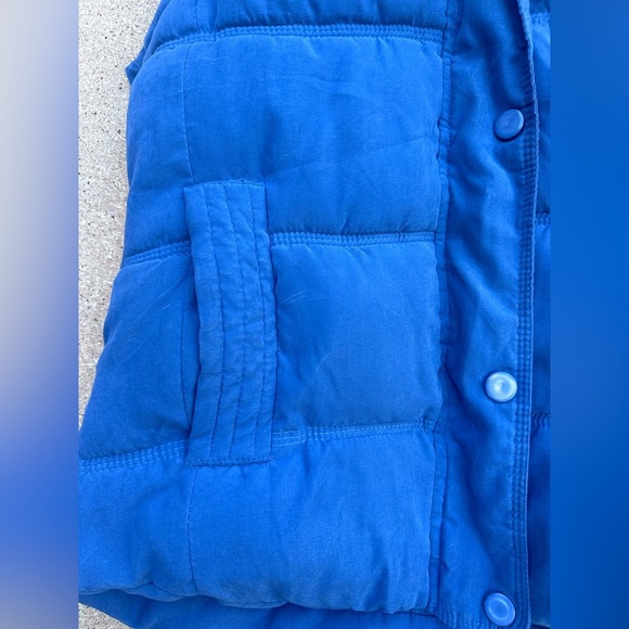 Blue Puffer Vest Size Medium - Picture 2 of 6